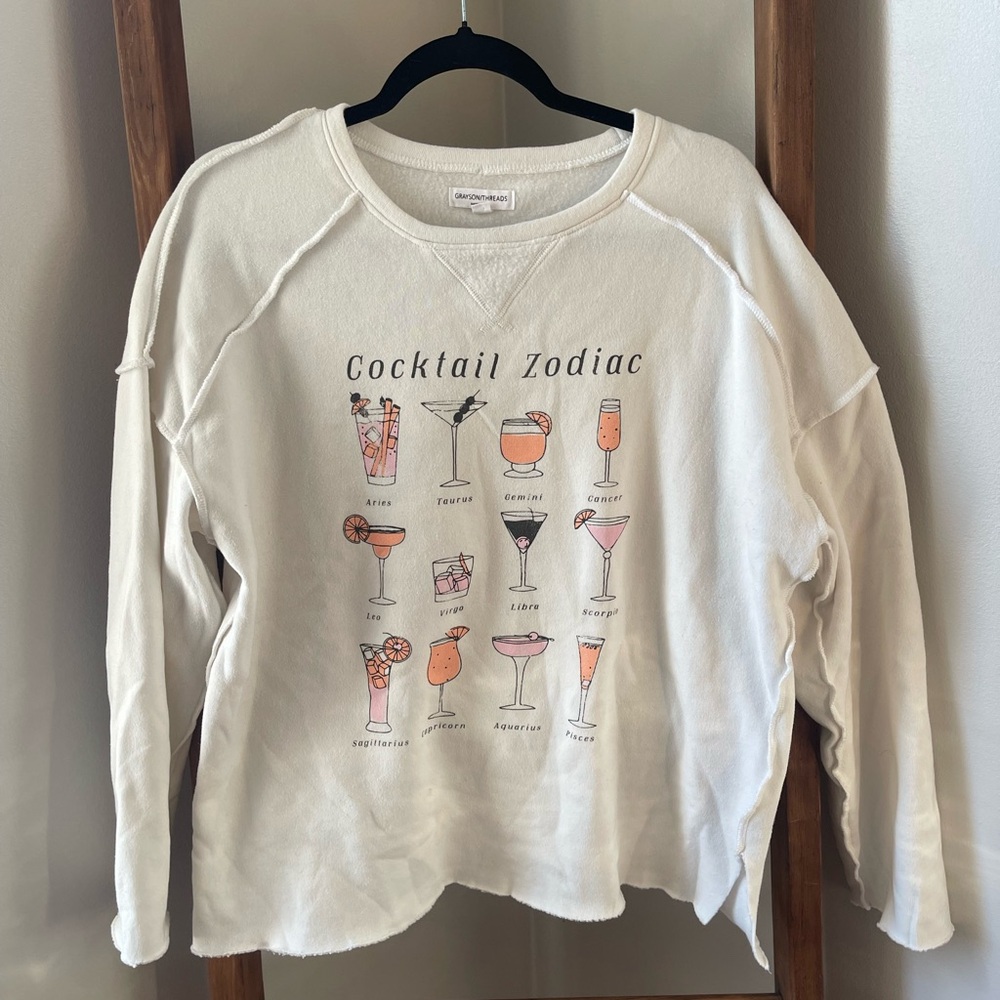 Cocktail Zodiac Cream Women's Light Sweatshirt